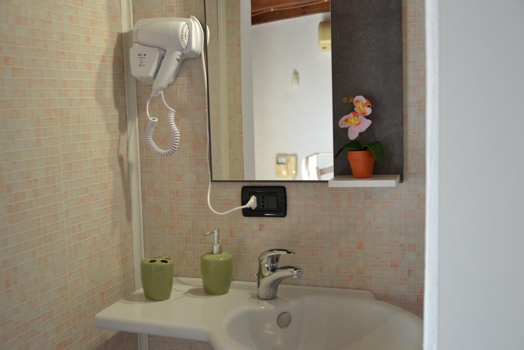 Casa Chiara Apartment Monopoli Exterior photo